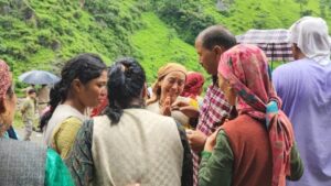हिमाचल प्राकृतिक आपदा: बादल फटने और भूस्खलन की वास्तविक कहानियाँ 2025