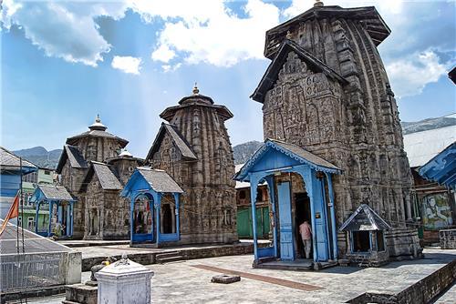 Ancient Chamba temple showcasing the royal history of Himachal Pradesh and traditional Himalayan architecture